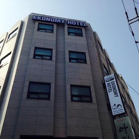 Ekonomy Hotel Nampo Pusan Exteriér fotografie