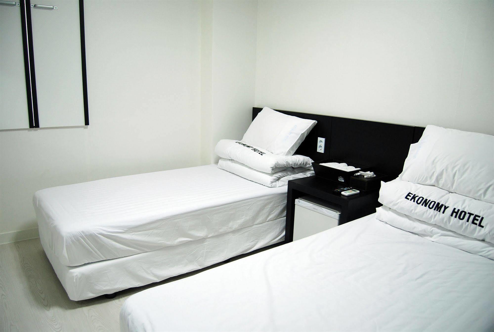 Ekonomy Hotel Nampo Pusan Exteriér fotografie